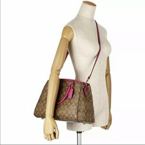 Coach Signature Small Margot w/Magenta Trim